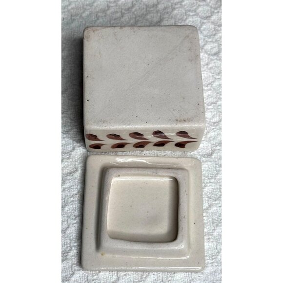 Hand-Painted Ceramic Snail Trinket Earring Box Leaf Design Square Shape 3" Gift - Picture 5 of 5